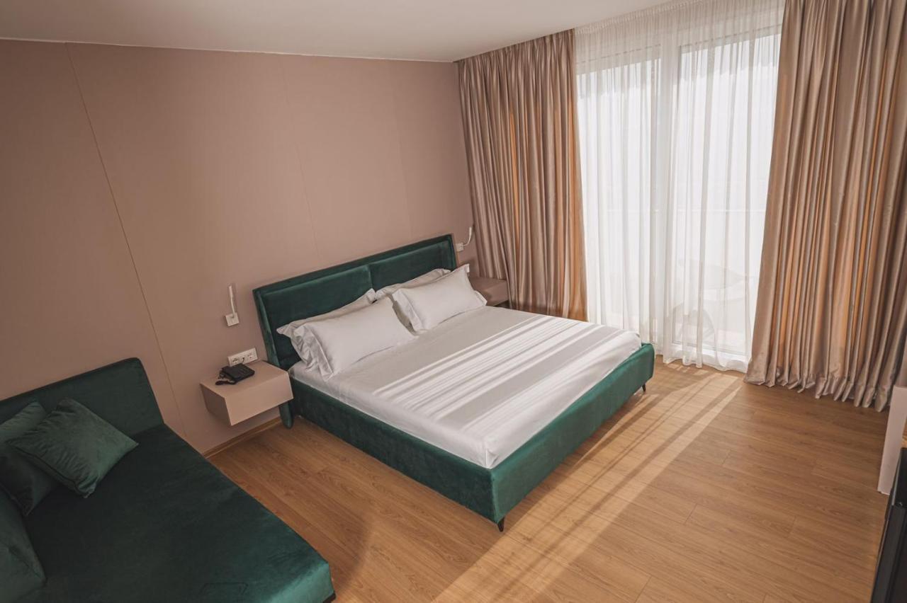 Grand Mirage Otel Avlonya Dış mekan fotoğraf