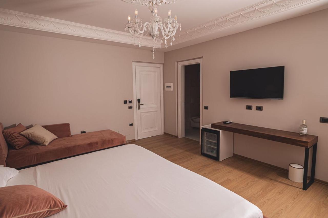 Grand Mirage Otel Avlonya Dış mekan fotoğraf