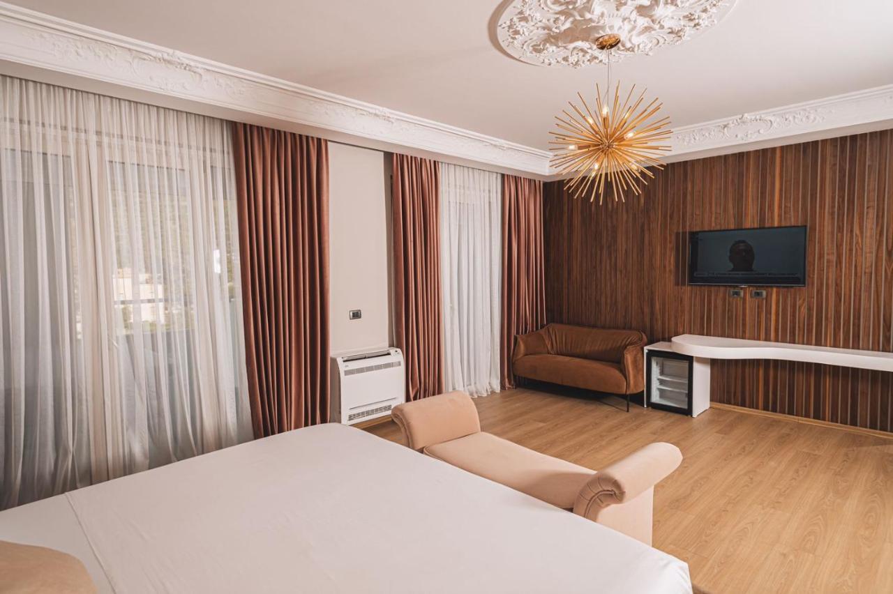 Grand Mirage Otel Avlonya Dış mekan fotoğraf