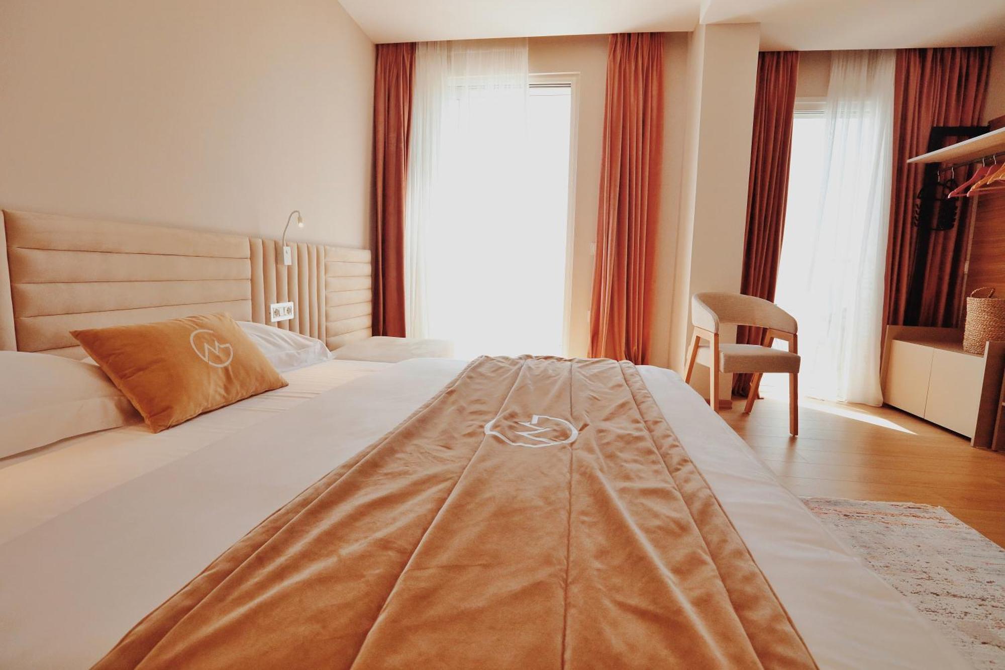 Grand Mirage Otel Avlonya Dış mekan fotoğraf